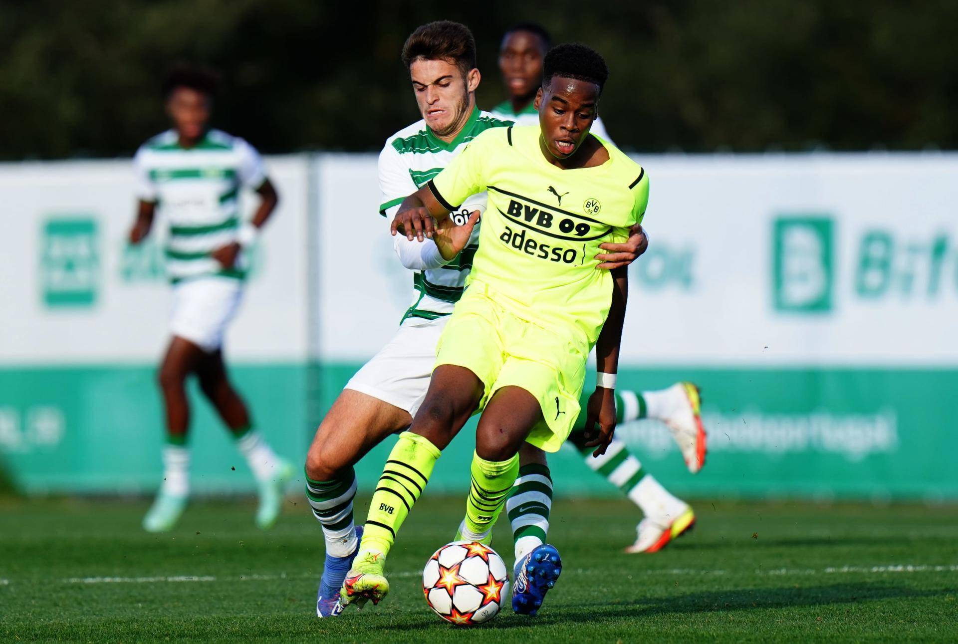 Uzi新星锐不可当表现突出，曼联前途光明！的简单介绍九游体育下载