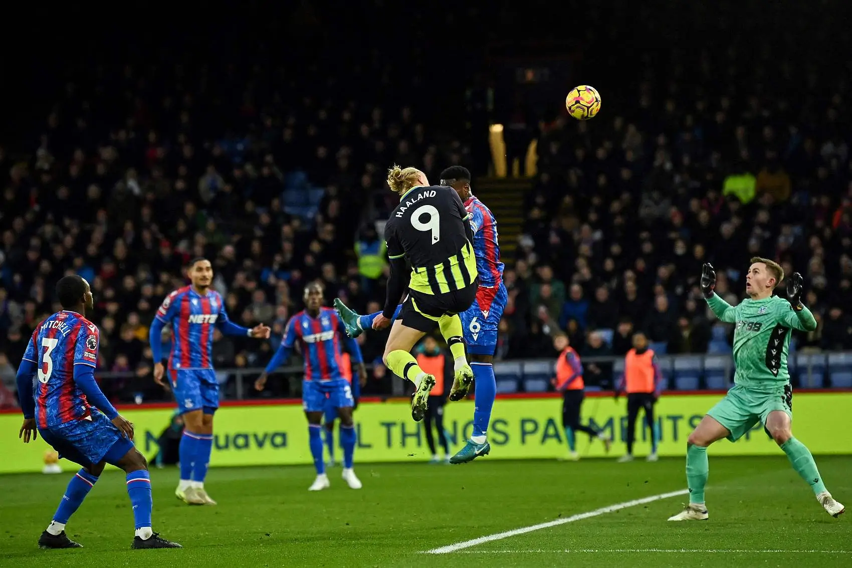 包含哈兰德回归赛场，败北首场状态亮眼，切尔西观众沸腾！的词条九游游戏网