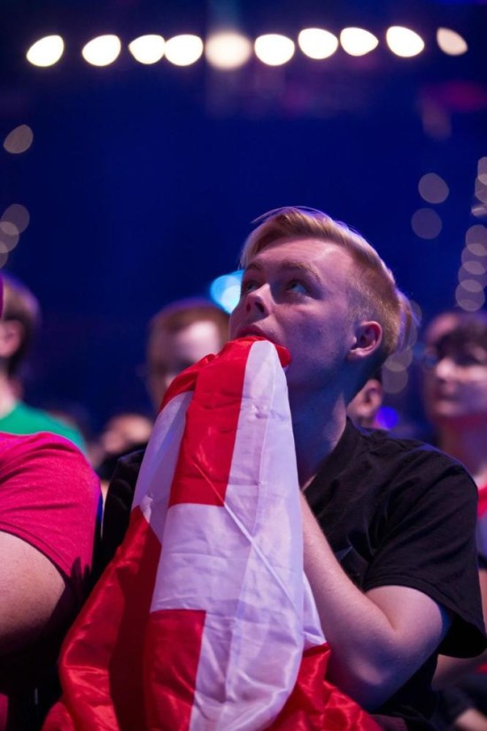 托特纳姆训练开放日;清晨止住颓势引欢呼;全明星赛在即;高层口径保持一致的简单介绍 托特纳姆训练开放日;清晨止住颓势引欢呼;全明星赛在即;高层口径保持一致的简单介绍