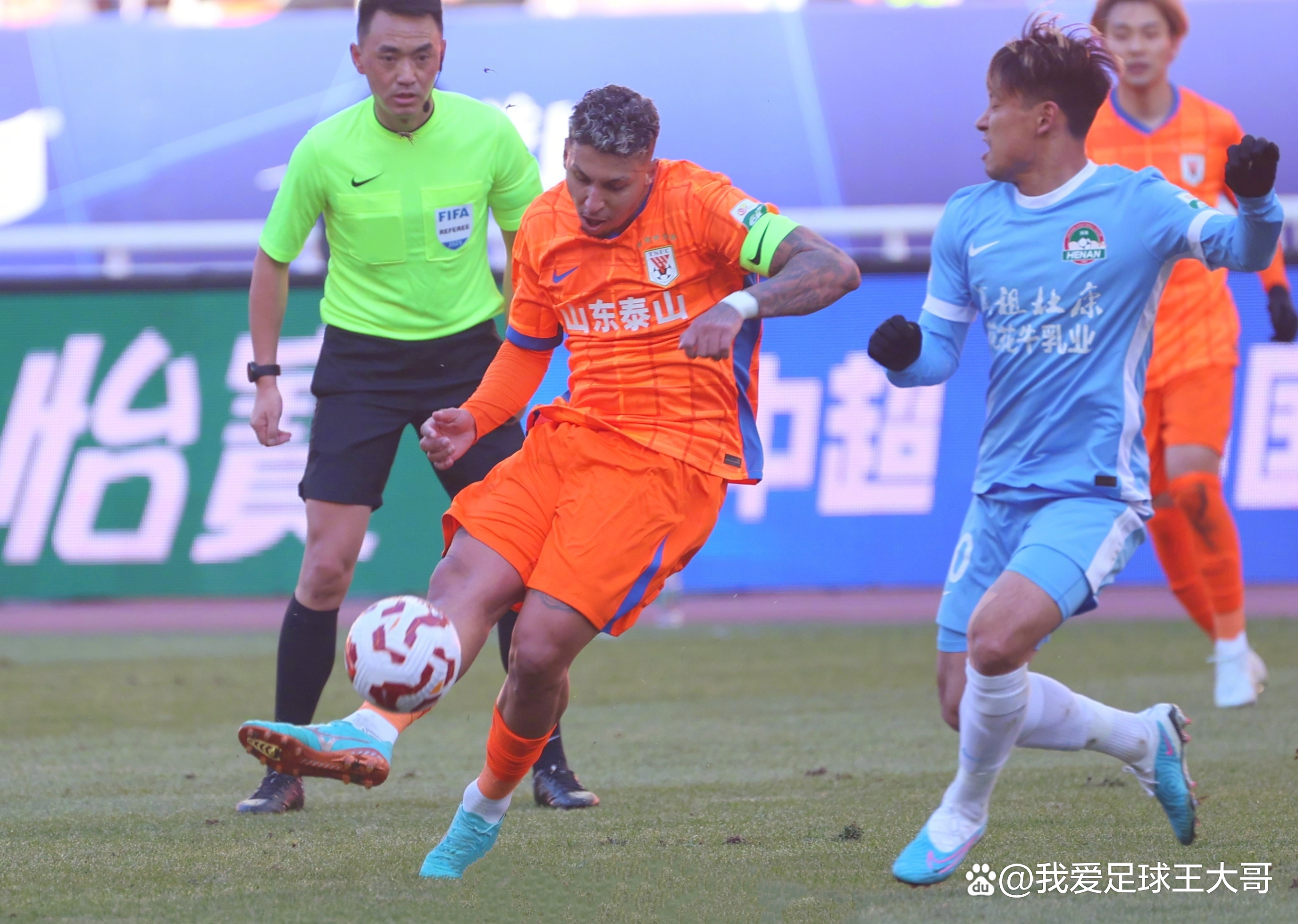 关于德甲赛程吃紧，山东泰山今晚绝杀压哨，气氛紧张，细节决定成败的信息九游游戏网